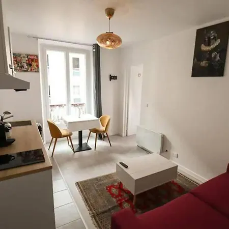 4 Personnes Oberkampf Parigi